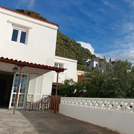 La Caracola De Agaete By Canariasgetaway أَغايتي